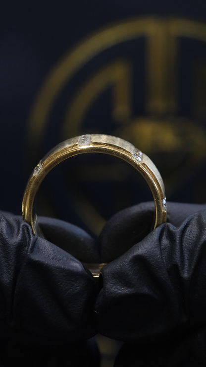 Men’s Diamond Wedding Band in Yellow Gold | 1.61 CTW