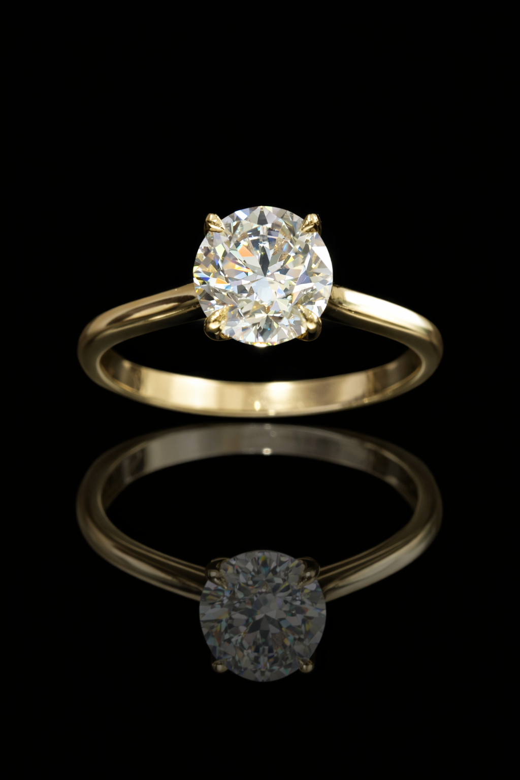 Round Brilliant Natural Diamond Solitaire Engagement Ring in Yellow Gold | Classic Prong-Set Design
