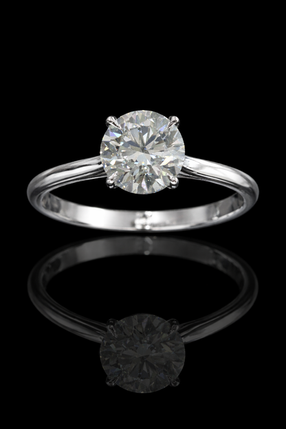 Round Brilliant Natural Diamond Solitaire Engagement Ring in White Gold | Classic Four-Prong Design