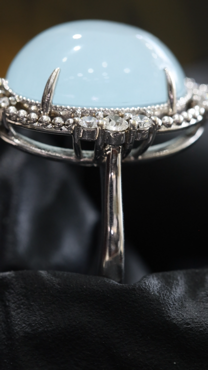 Grand Oval Aquamarine Cabochon Halo Ring in White Gold | Diamond Halo & Vintage Dome Setting