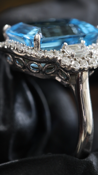 Emerald-Cut Aquamarine Halo Ring in White Gold | Diamond Accents & Vintage-Inspired Setting