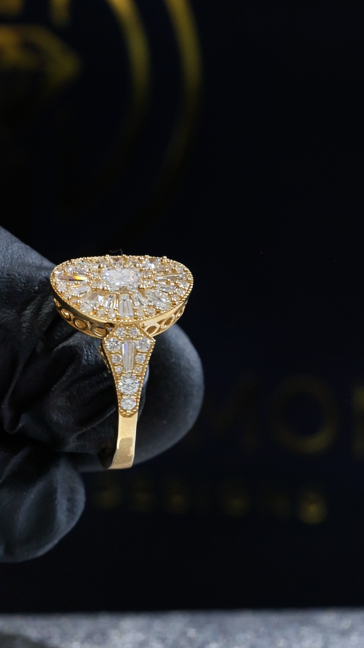Natural Diamond Oval Halo Mosaic Ring with Princess-Cut Center in Yellow Gold | Vintage-Inspired Statement Design