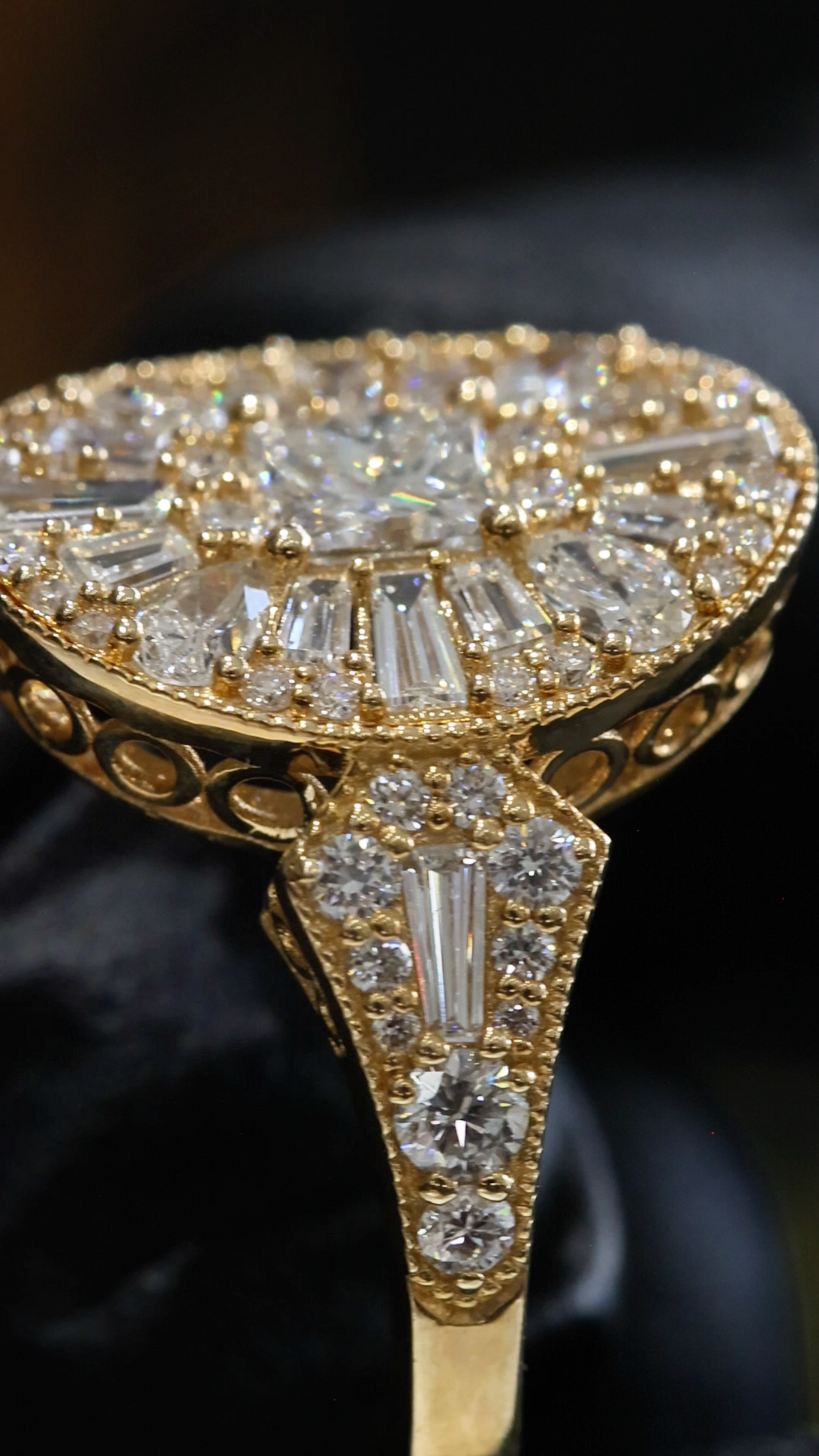 Natural Diamond Oval Halo Mosaic Ring with Princess-Cut Center in Yellow Gold | Vintage-Inspired Statement Design