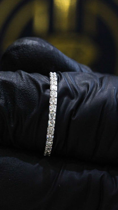 Round Pavé Diamond Eternity Band in 14K White Gold | 0.58ctw GH/SI