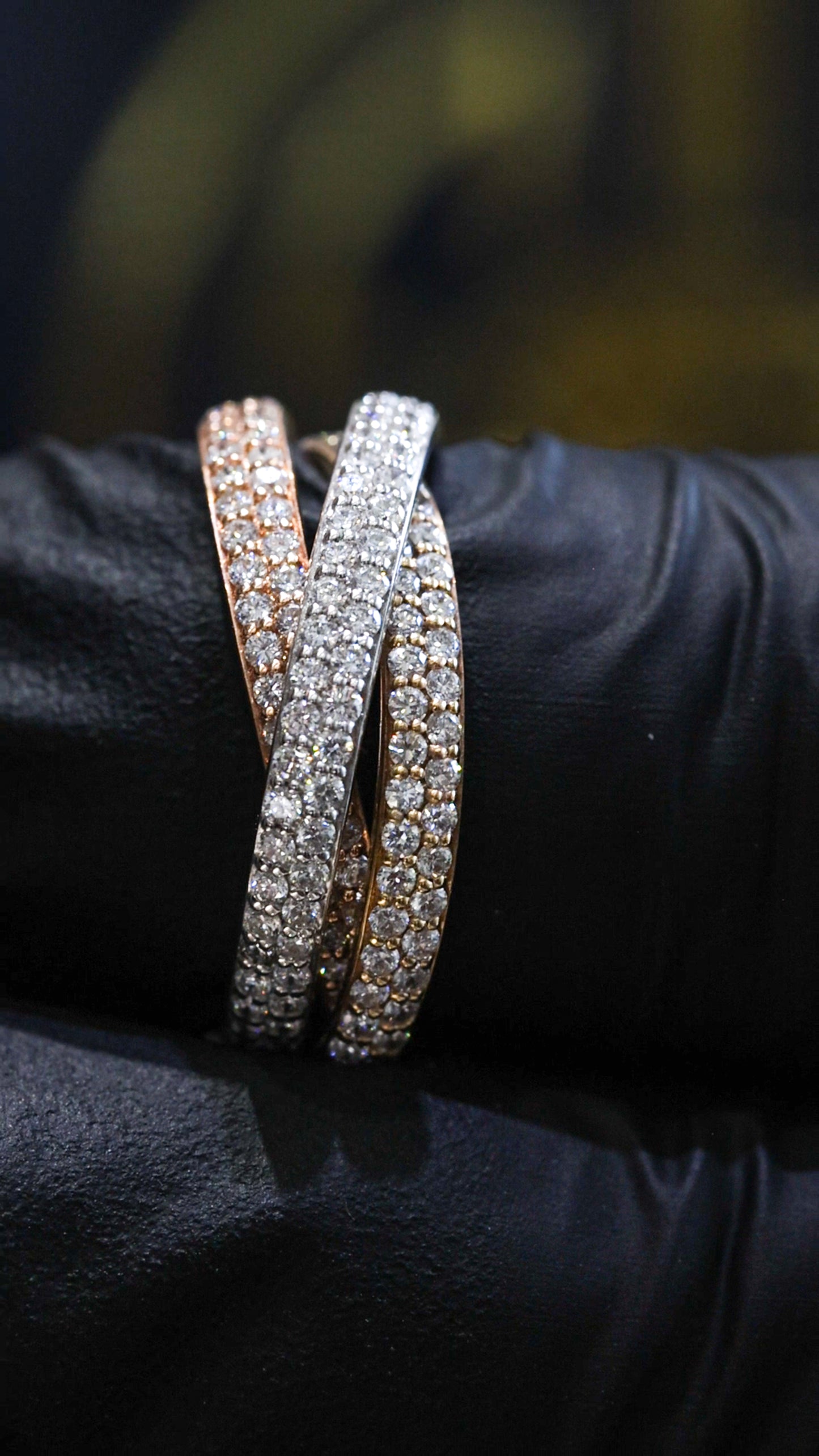3-Tone 3-Band Spinning Pavé Diamond Eternity Ring in 14K Gold – 1.80ct GH/SI