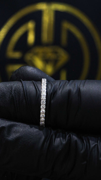 Diamond Eternity Band in 14K White Gold (G/H SI)