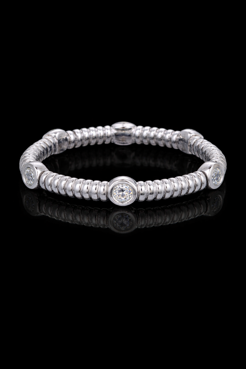 Bezel-Set Diamond Station Stackable Band in 14K White Gold | 0.10 CTW Textured Ring