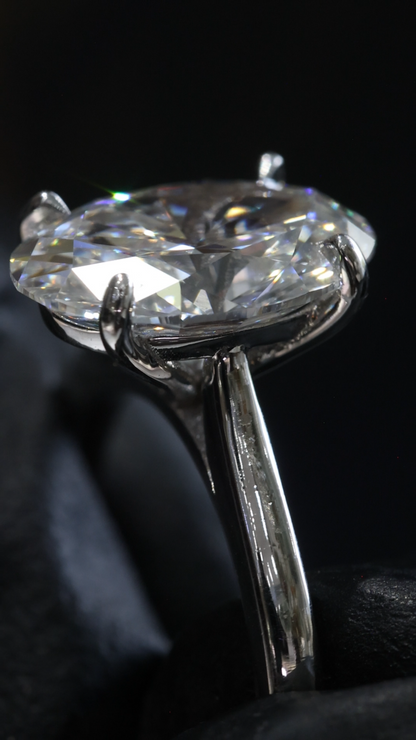 Oval Lab-Grown Diamond Solitaire Ring in White Gold | Classic Prong Setting