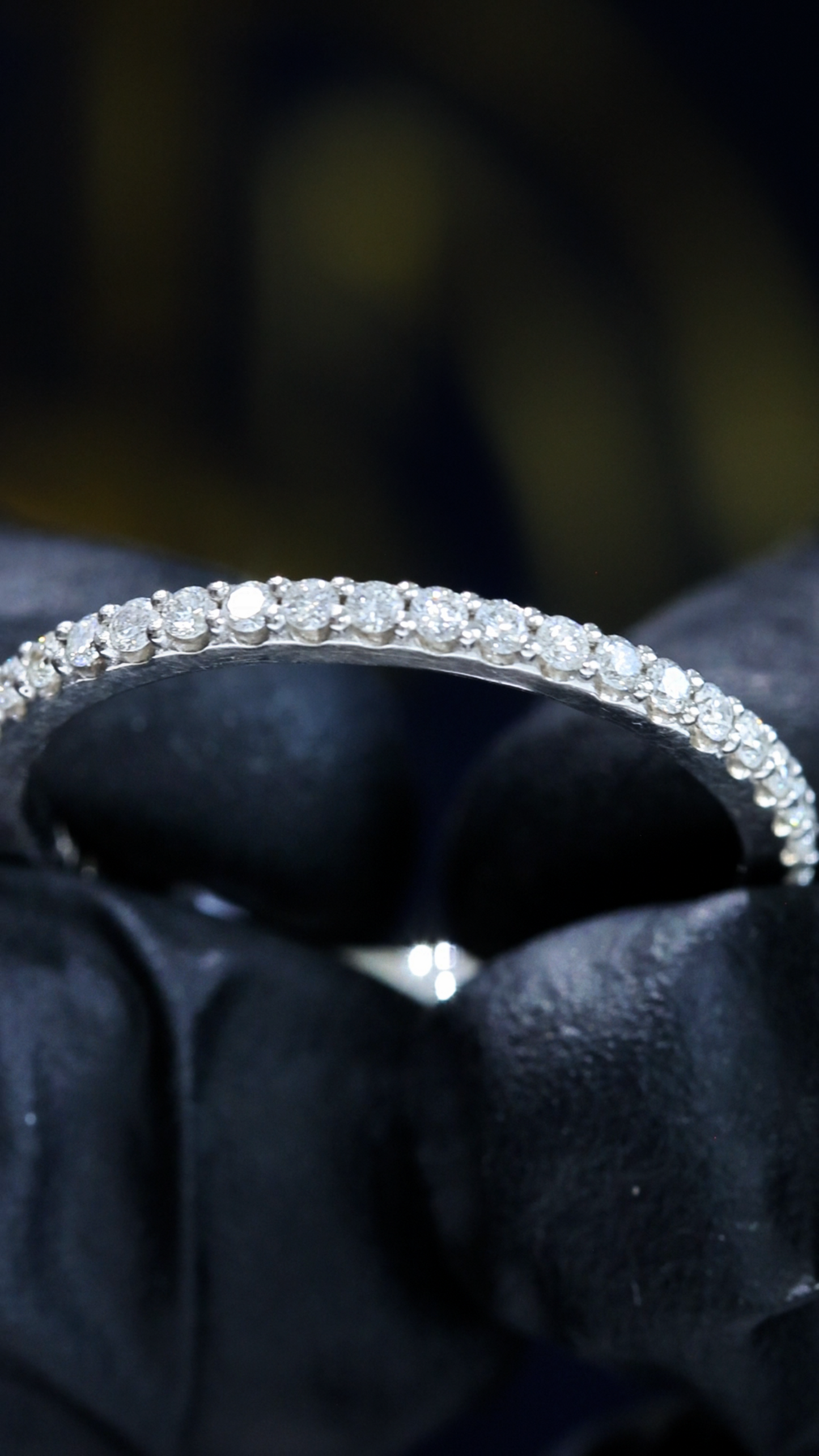 Round Brilliant Diamond Eternity Band in 14K White Gold | 0.50 CTW Slim Shared-Prong Setting