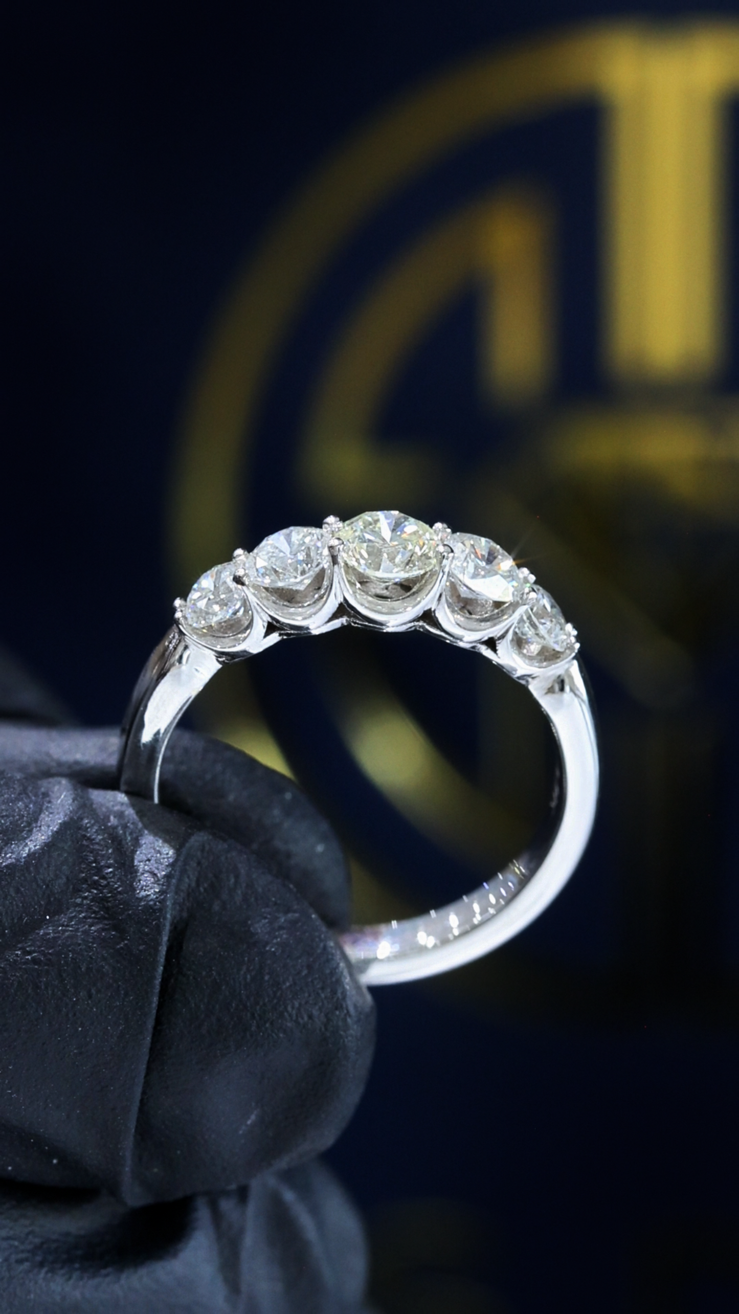 Five-Stone Graduated Diamond Anniversary Band in 14K White Gold | 1.02 CTW U-Prong Setting