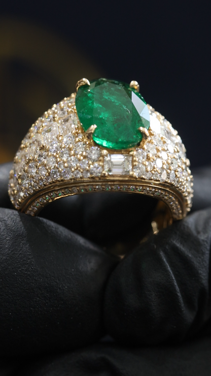 Oval Emerald Double Halo Ring in Yellow Gold | Diamond Pavé Statement Setting