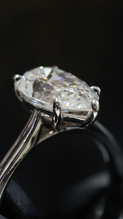 Pear-Shaped Natural Diamond Solitaire Engagement Ring in White Gold | Elegant Three-Prong Design