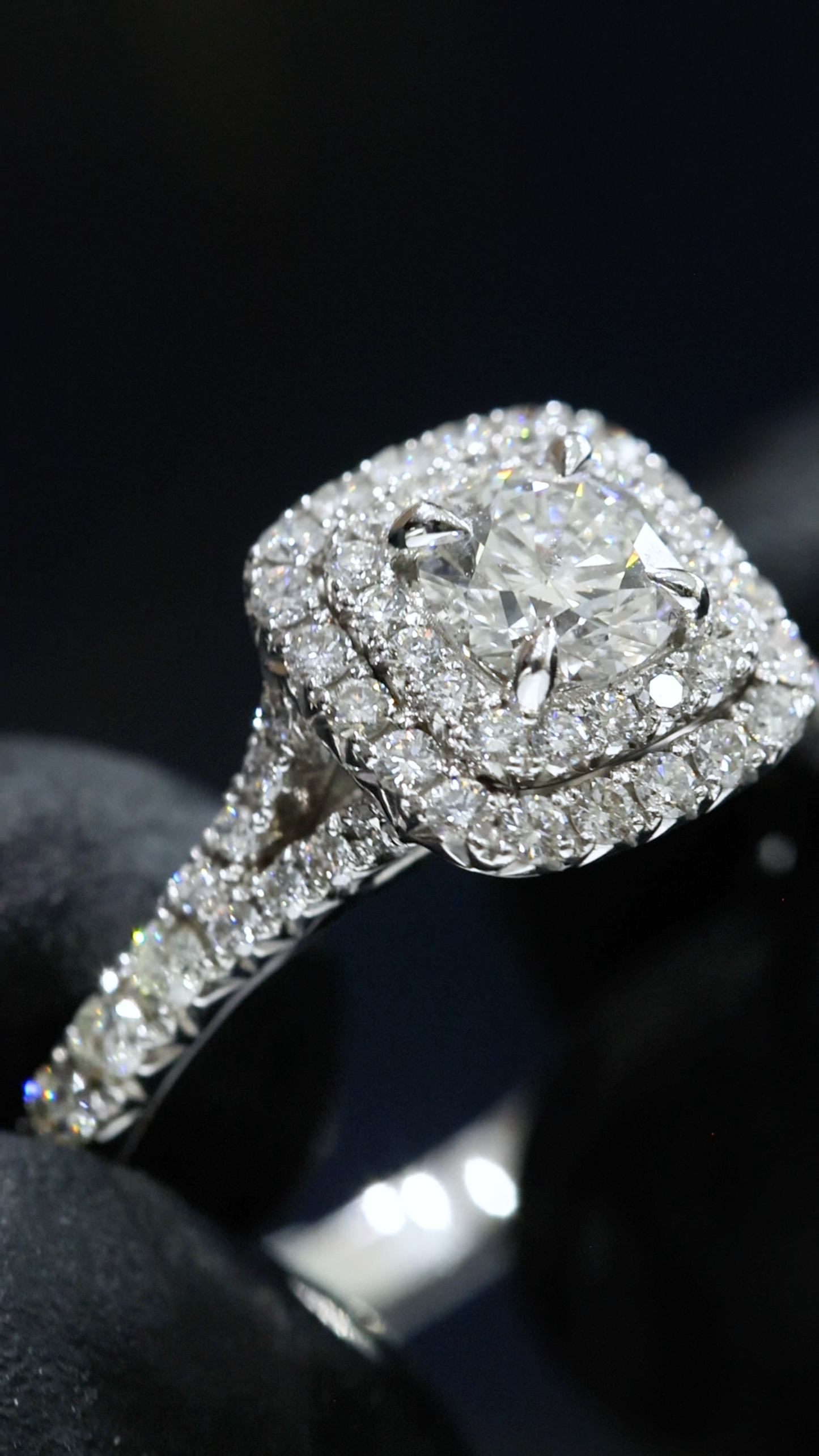 Natural Round Diamond Halo Engagement Ring with Pavé Band in White Gold | Classic Cushion Halo Design
