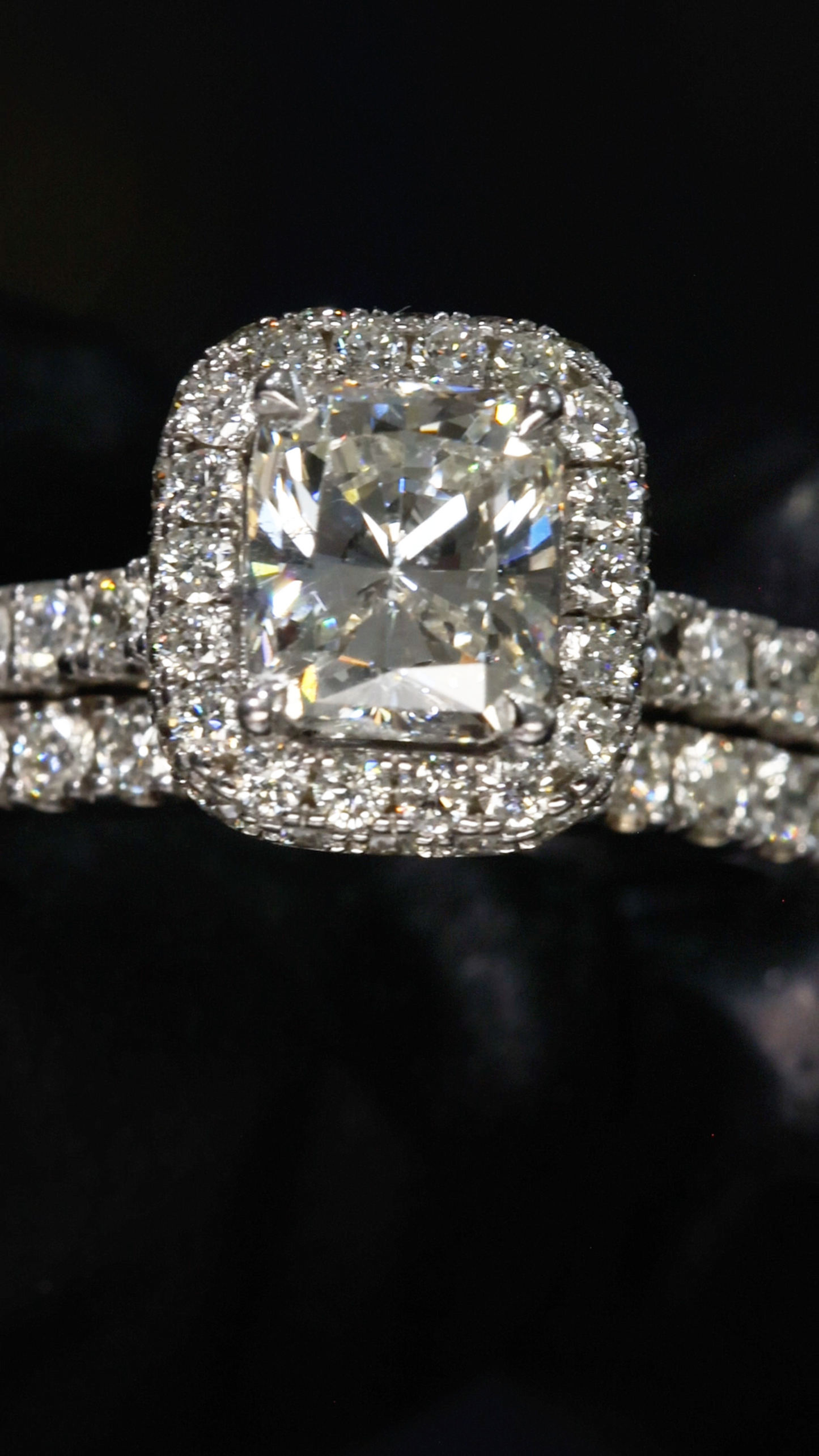 Natural Princess-Cut Diamond Halo Engagement Ring in White Gold | Timeless Double-Halo Elegance