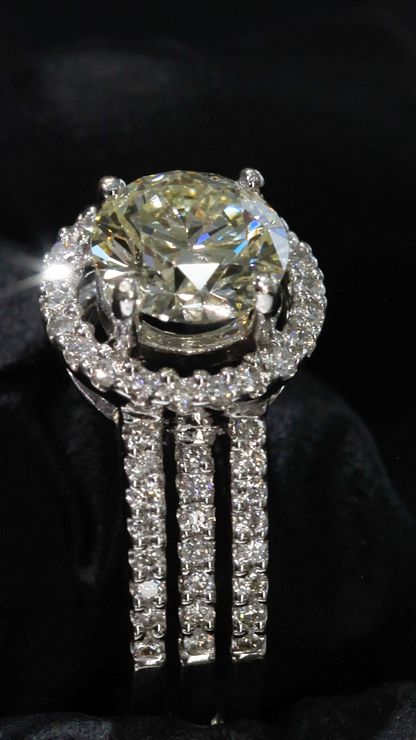 Round Halo Diamond Engagement Ring with Split Shank in White Gold | Timeless Bridal Elegance
