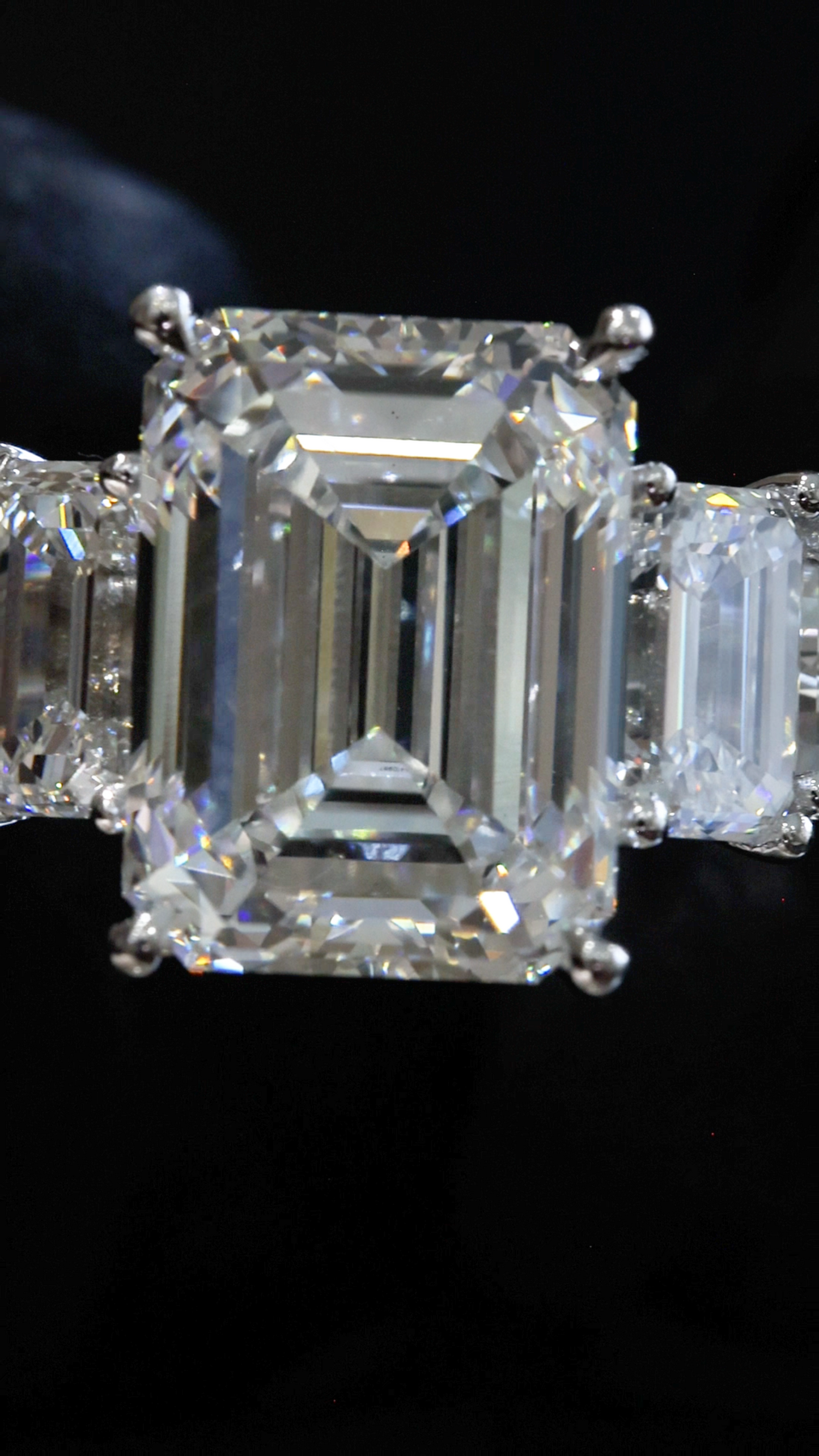 Emerald-Cut Lab-Grown Diamond Three-Stone Ring in White Gold | Emerald Side Stones