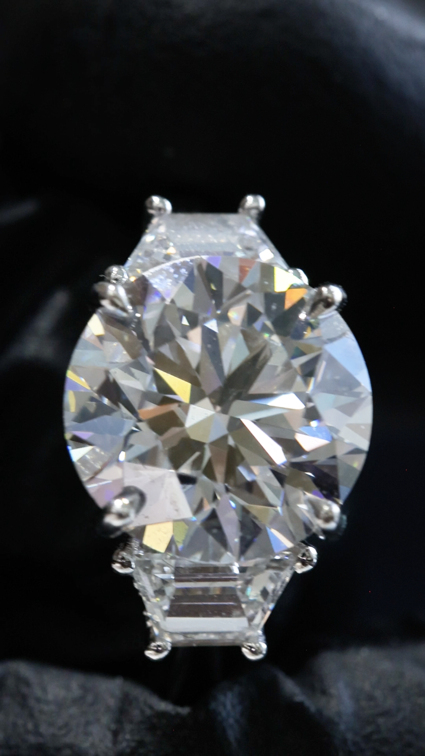 Oval-Cut Lab-Grown Diamond Engagement Ring with Tapered Baguette Side Stones in White Gold | Prong-Set Design