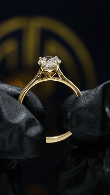 Oval-Cut Natural Diamond Solitaire Engagement Ring in Yellow Gold | Classic Four-Prong Setting