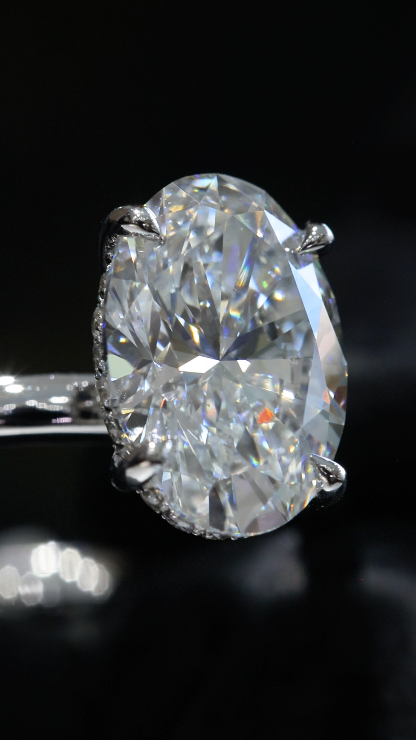 Oval-Cut Lab-Grown Diamond Solitaire Ring in White Gold | Elegant Prong Setting