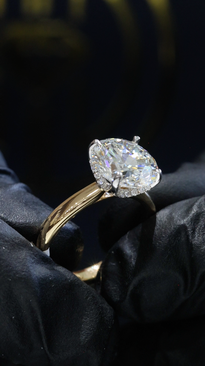 Round-Cut Lab-Grown Diamond Solitaire Ring in Yellow Gold | Classic Prong Setting