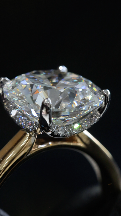 Round Lab-Grown Diamond Solitaire Ring in Yellow Gold | Hidden Halo Prong Setting