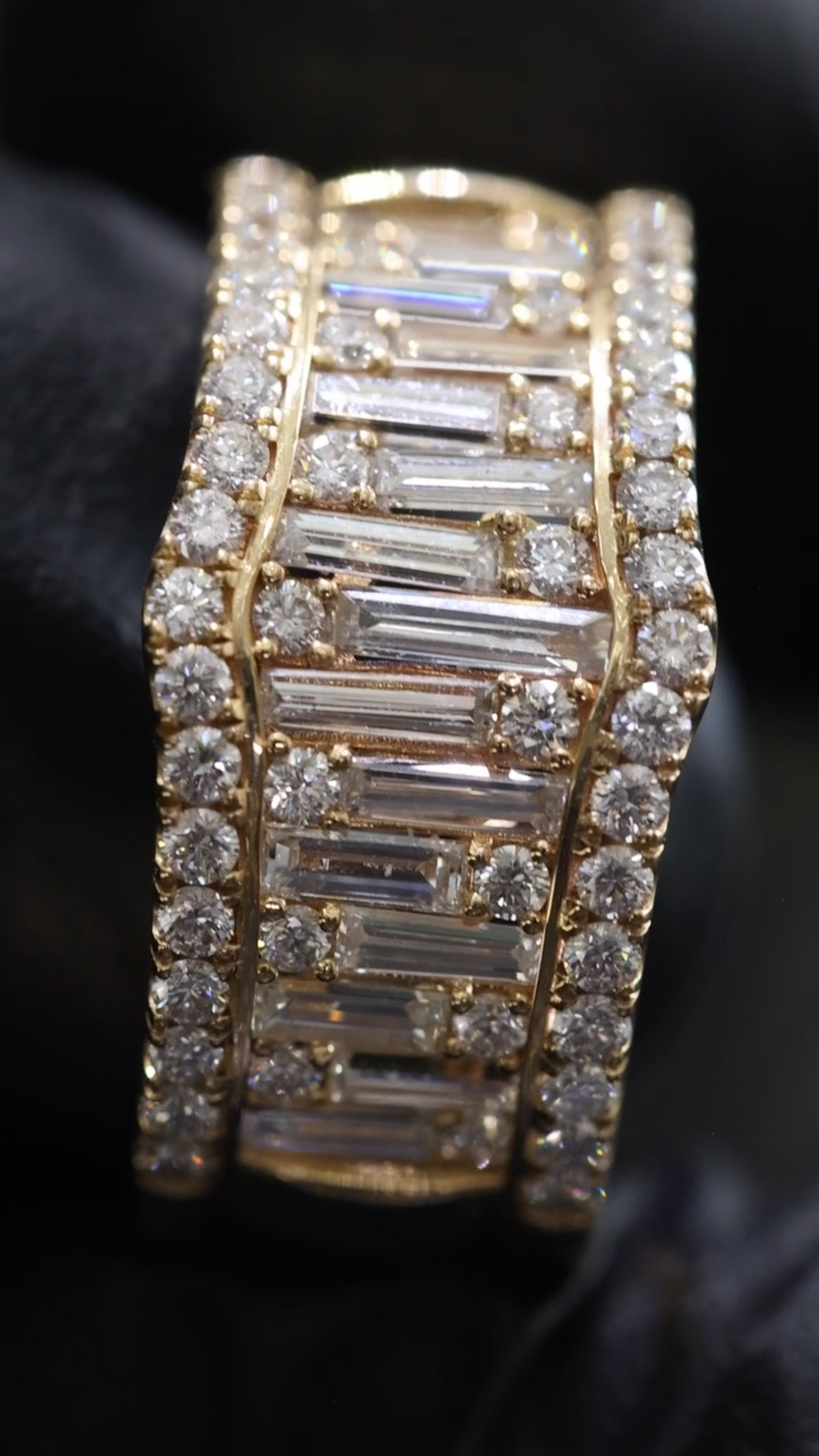 Baguette & Round Diamond Band in Yellow Gold | 1.82 CTW