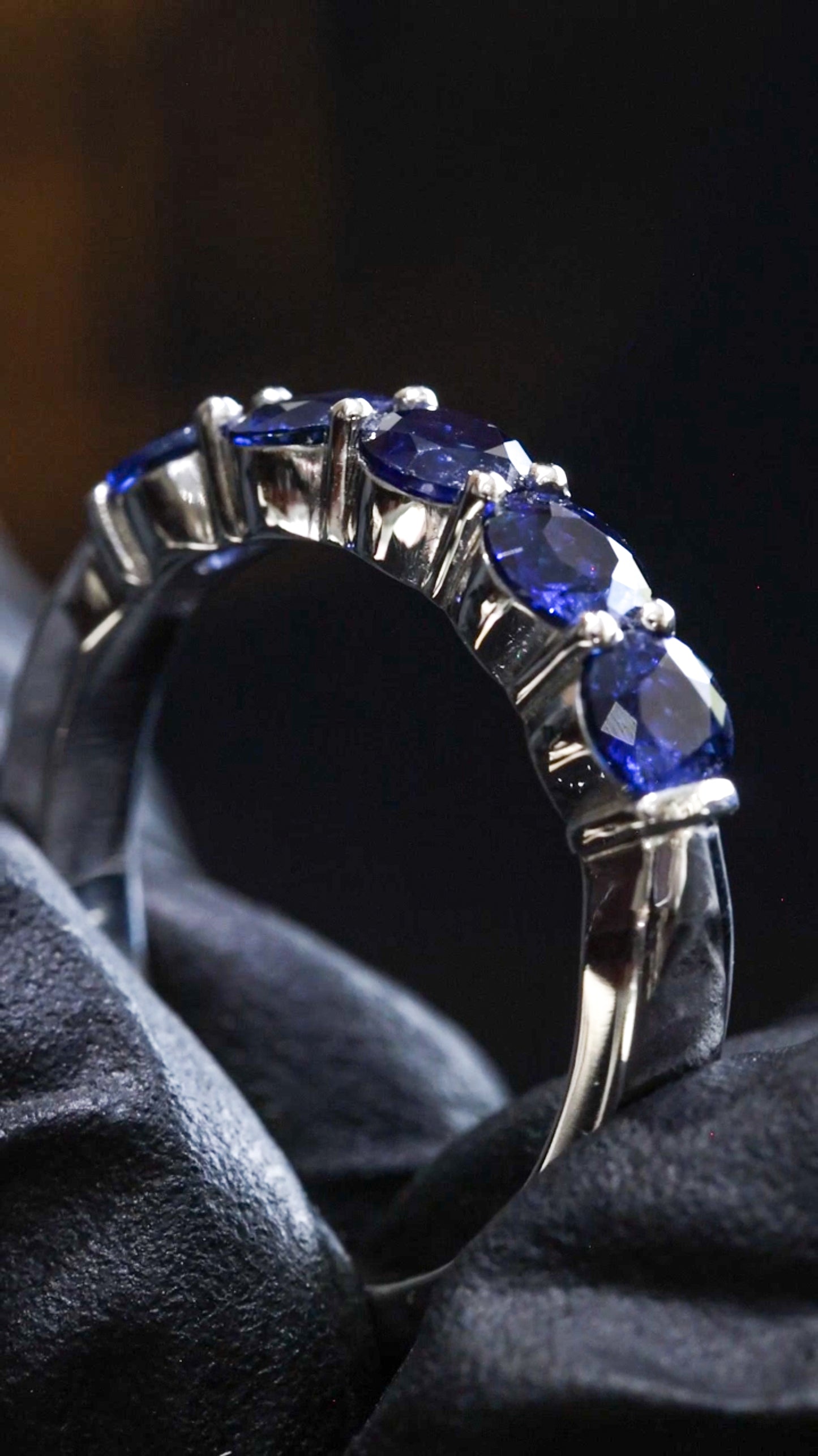 14K White Gold Bezel Blue Sapphire & Diamond Band | 1.15 CTW