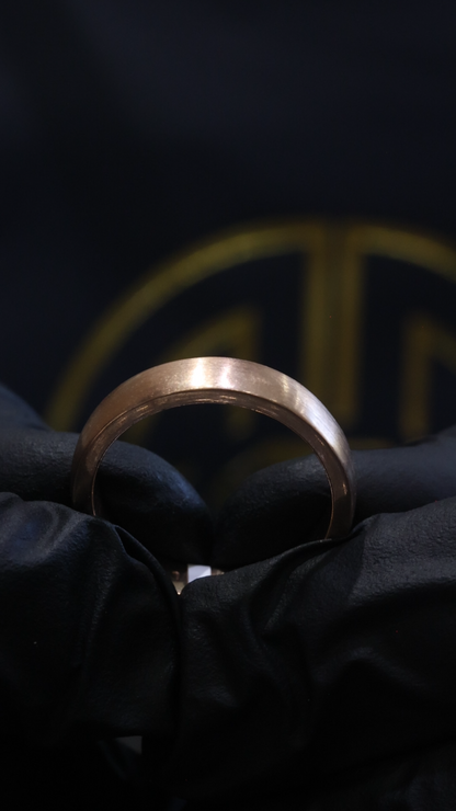 Men’s Classic Brushed Wedding Band in Rose Gold