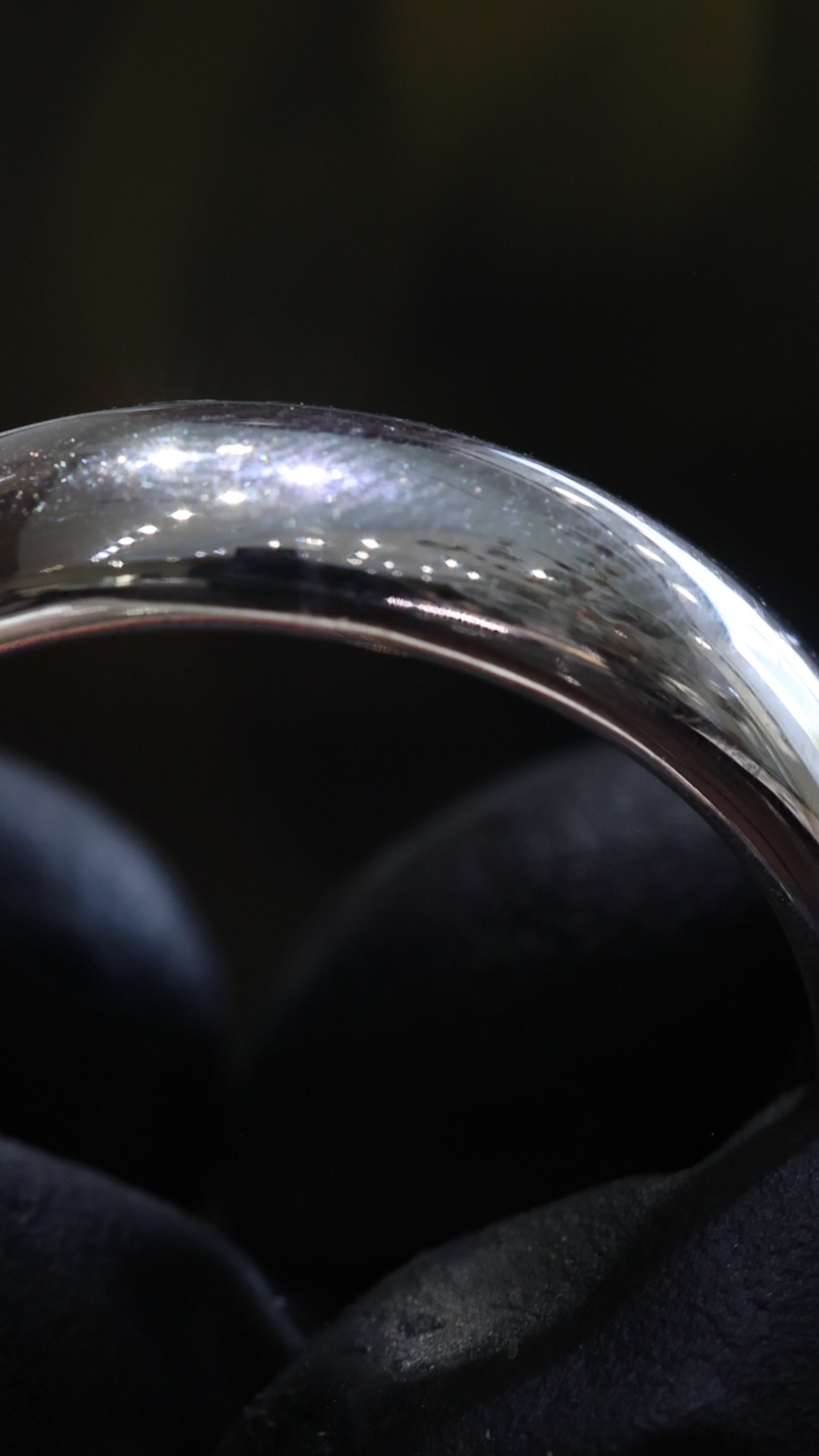 Men’s Classic High Polish Wedding Band in White Gold | 5mm