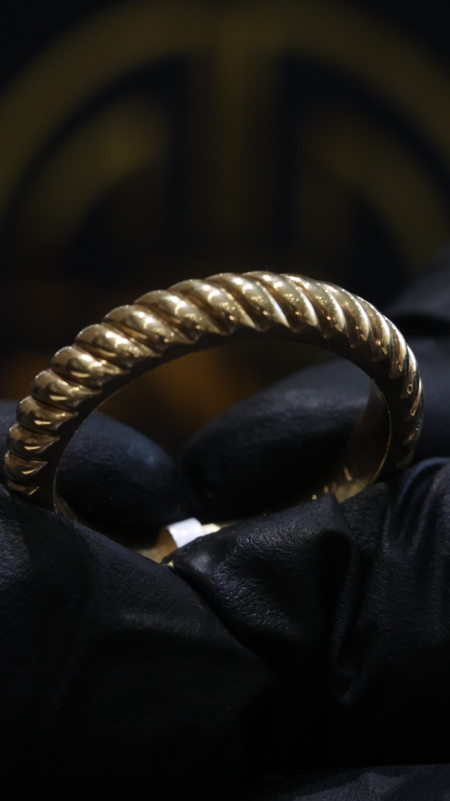 Men’s Braided Wedding Band in Yellow Gold