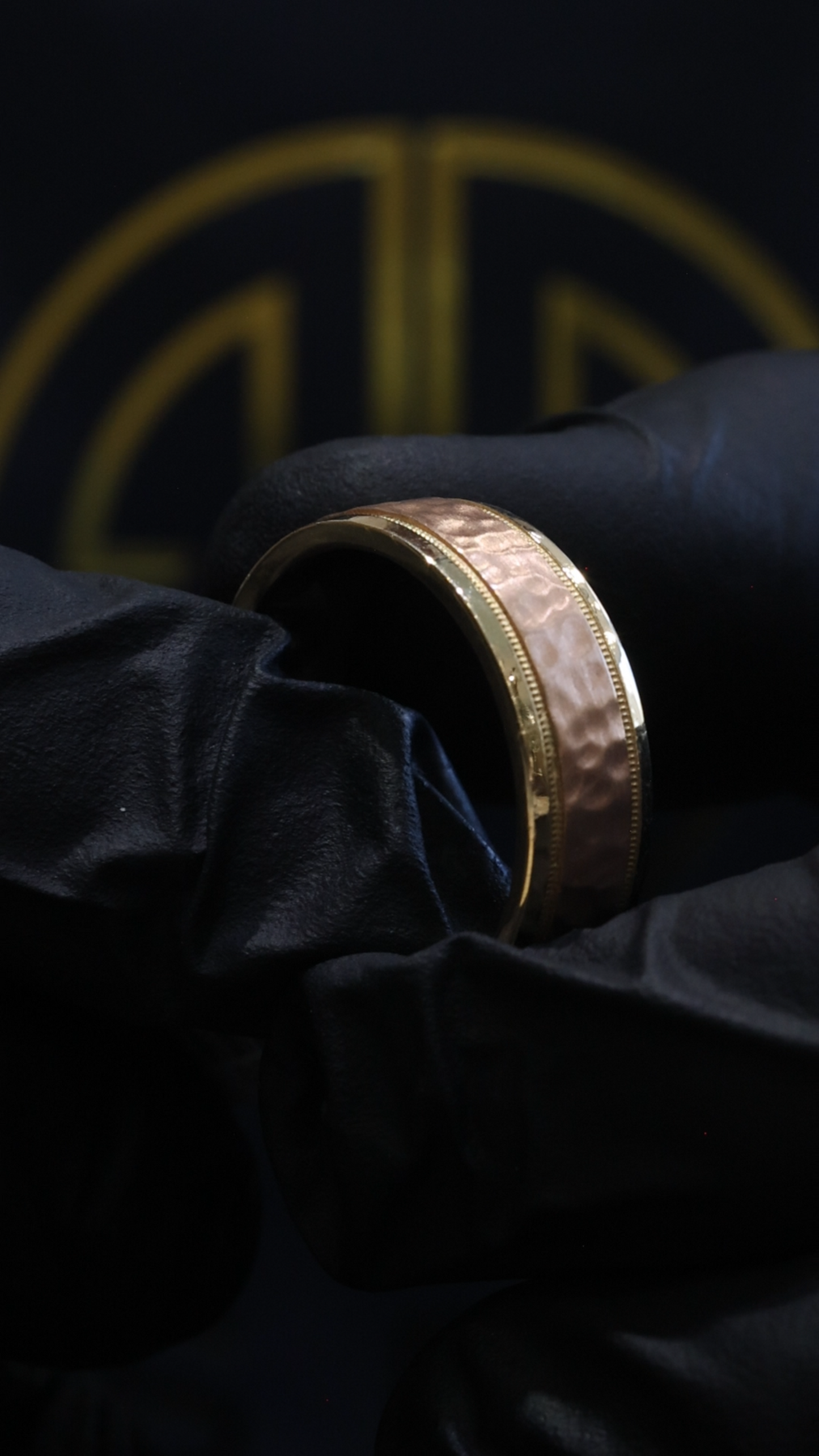 Men’s Hammered Two-Tone Wedding Band in Yellow & Rose Gold