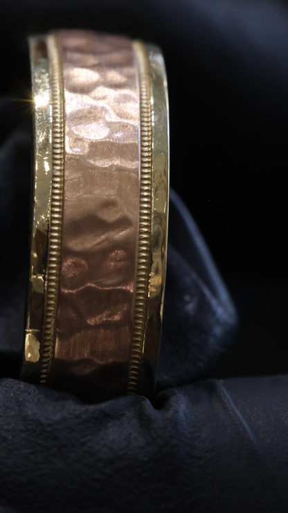 Men’s Hammered Two-Tone Wedding Band in Yellow & Rose Gold