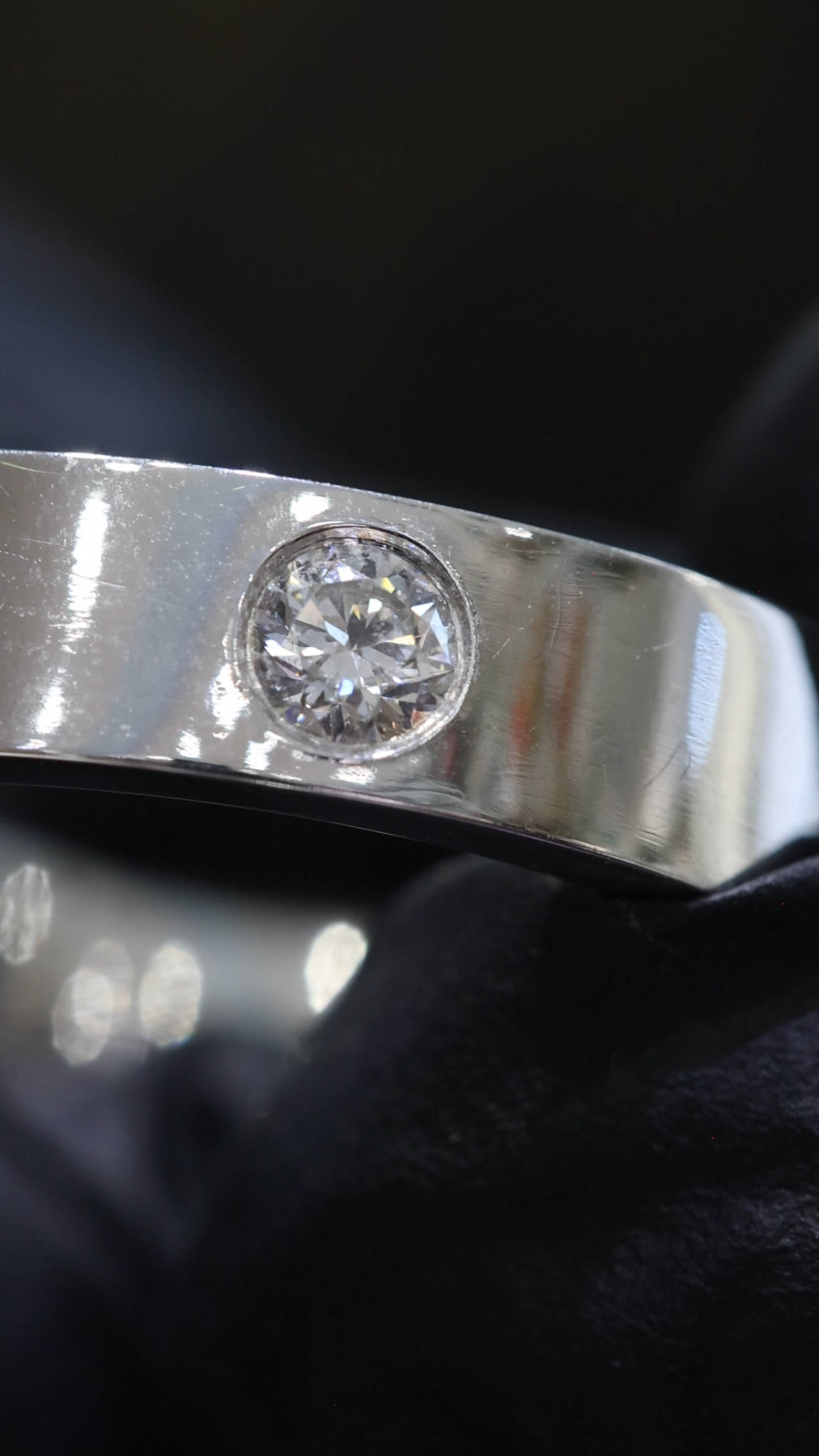 Men’s Single Diamond Wedding Band in White Gold | .50 CTW