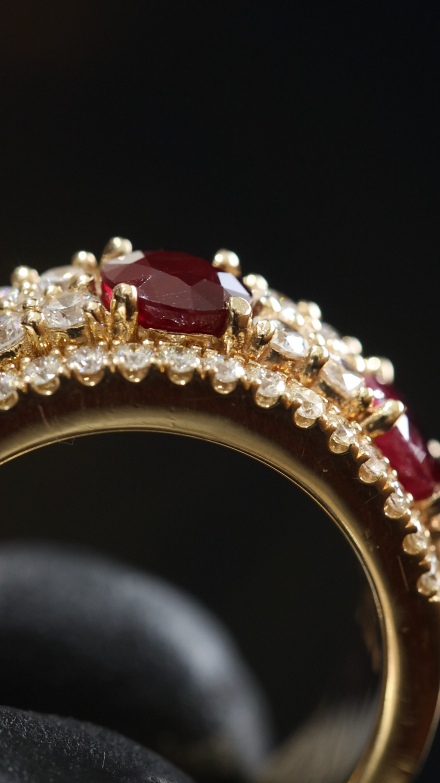 Regal Oval Ruby Diamond Band in Yellow Gold | Triple-Stone Ruby Row with Diamond Pave