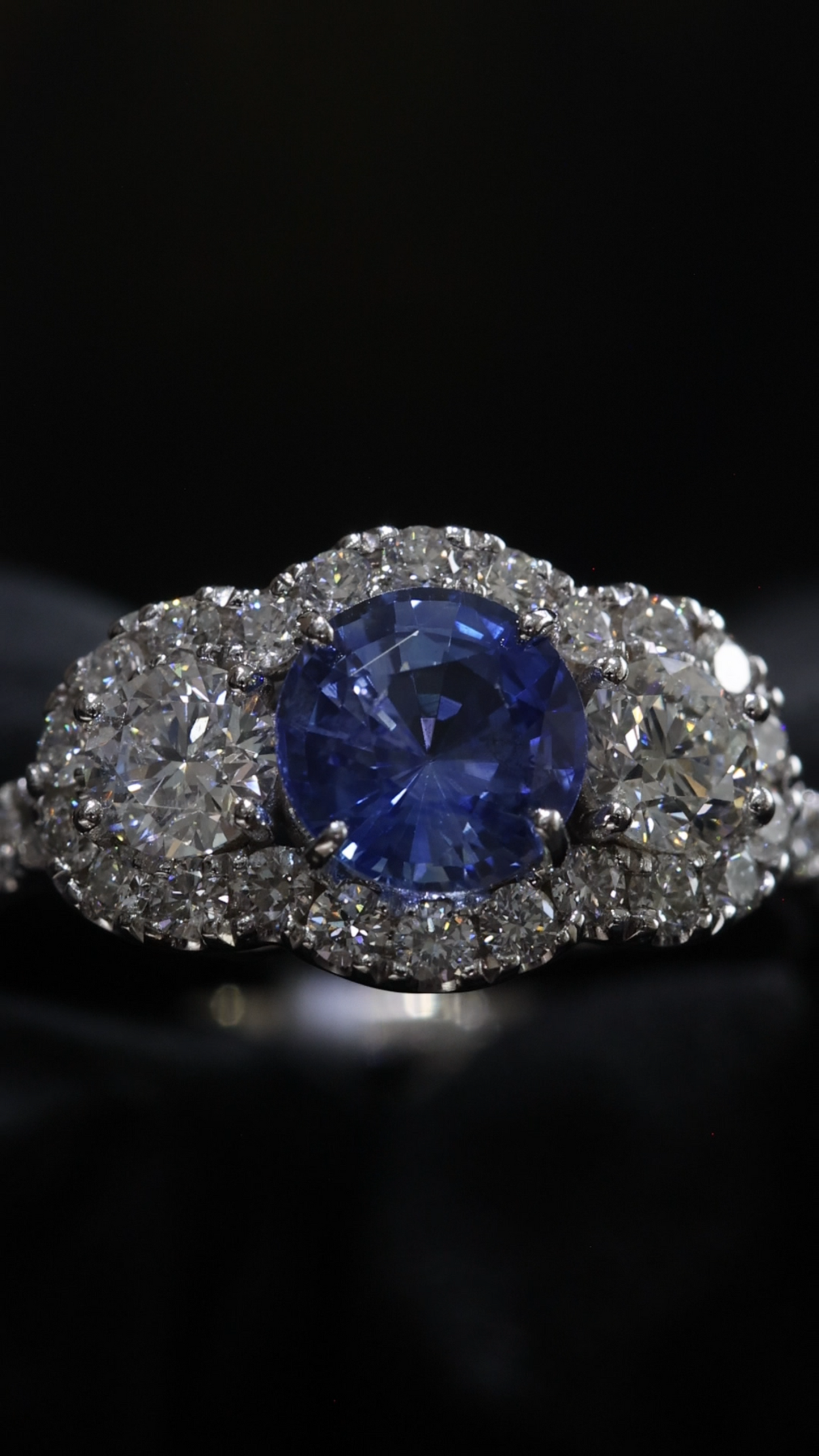 Sapphire & Diamond Halo Ring in White Gold | .92 CT Sapphire + .89 CTW Diamonds