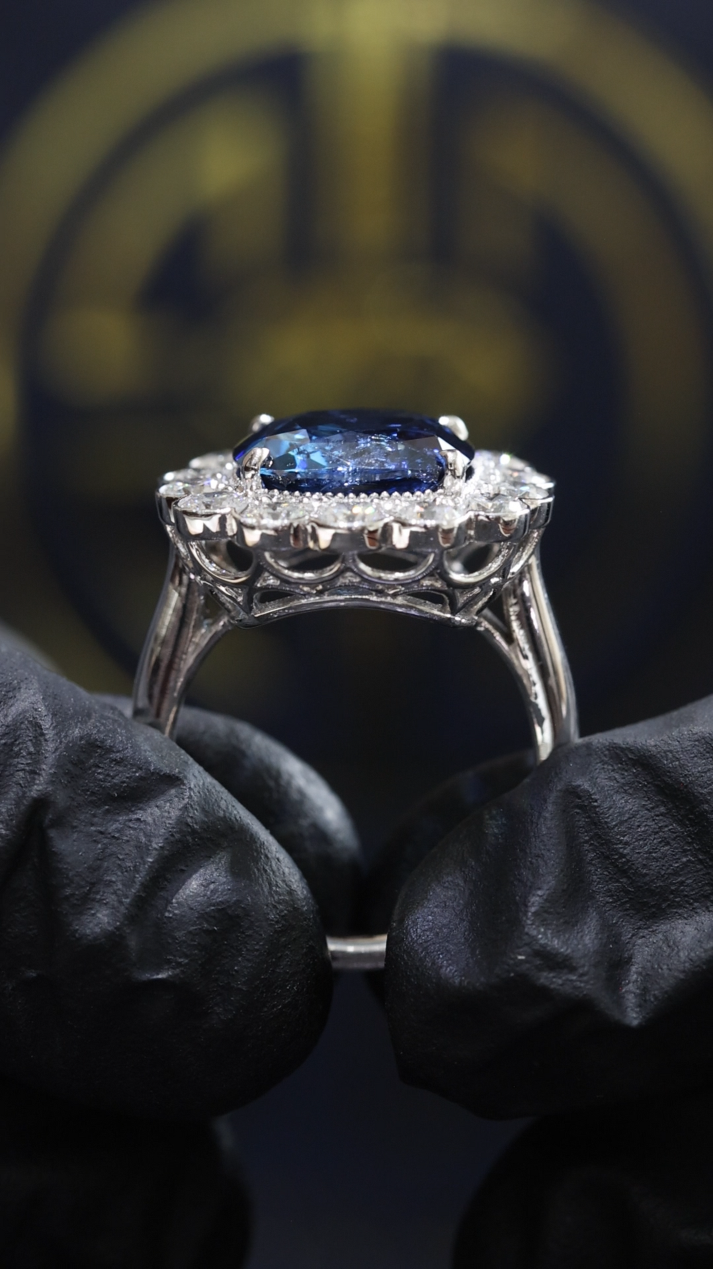 Sapphire & Diamond Halo Ring in White Gold | 6.73 CT Sapphire + 1.77 CTW Diamonds
