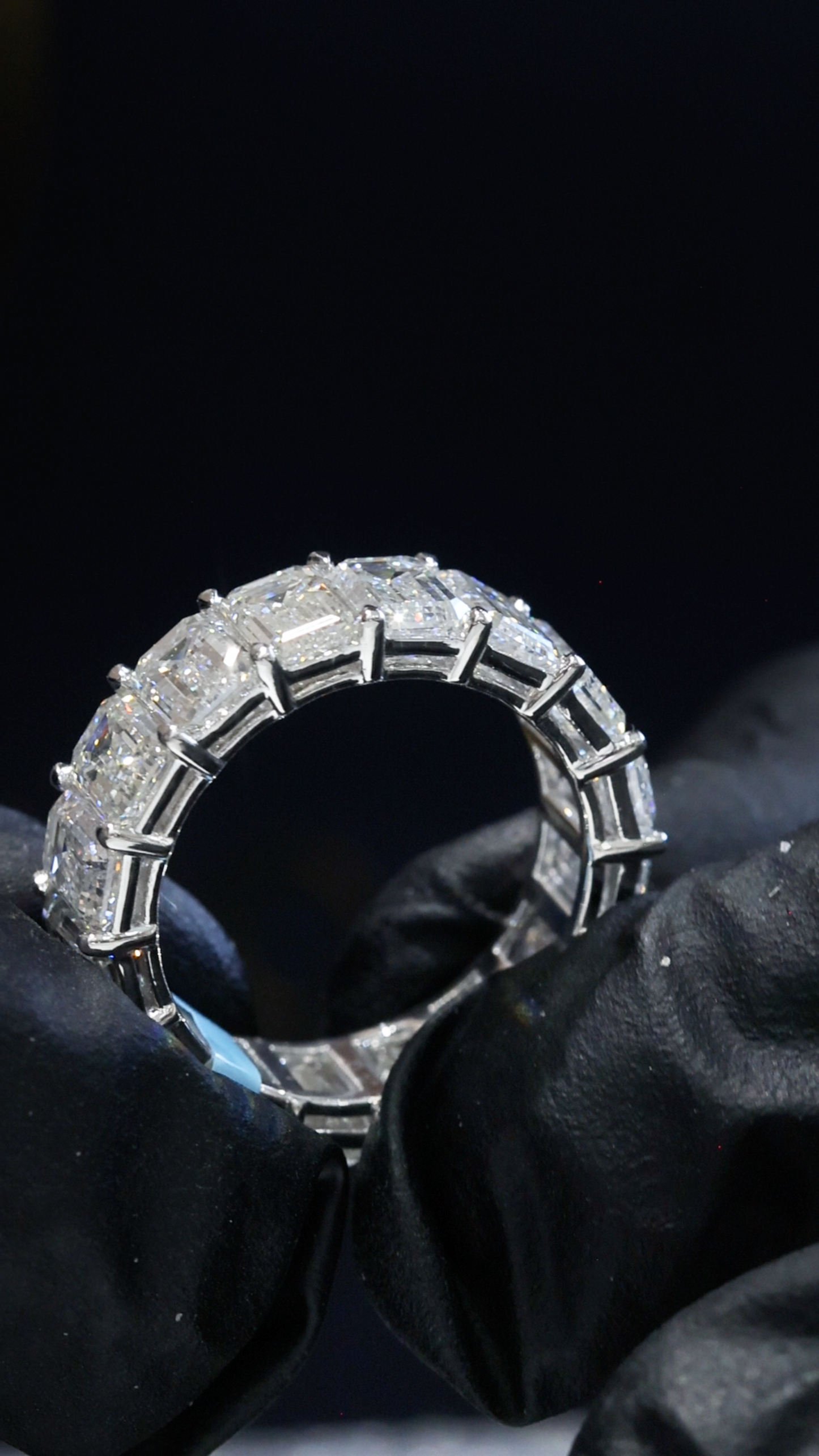 Emerald-Cut Lab-Grown Diamond Eternity Wedding Band in White Gold | Prong-Set Design