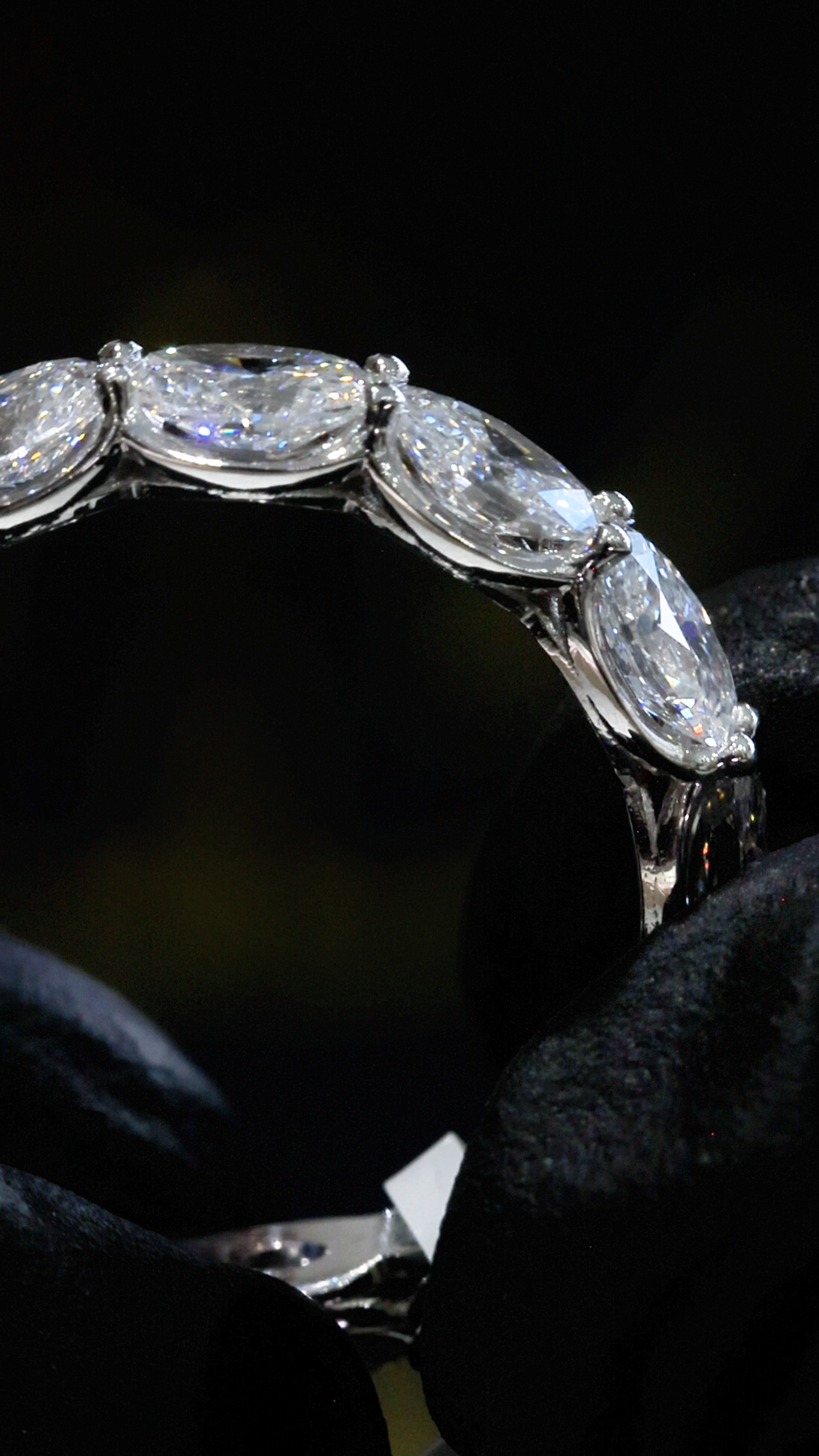 Oval Lab-Grown Diamond Eternity Band in White Gold | Shared Prong Setting