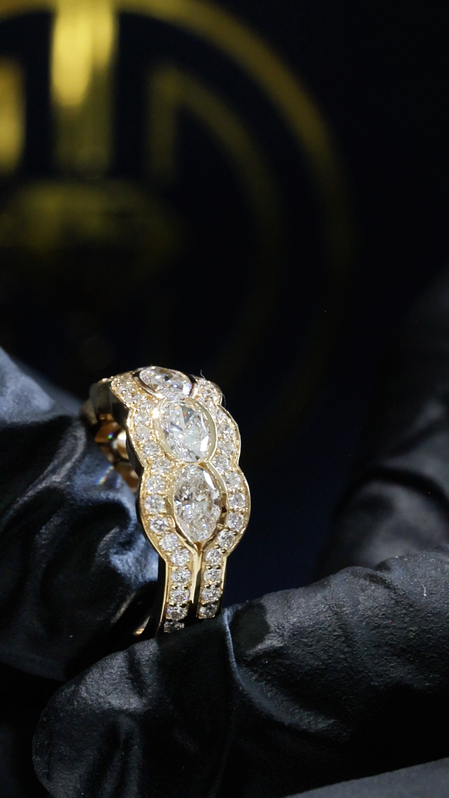 Round-Cut Lab-Grown Diamond Halo Ring with Split Pavé Shank in Yellow Gold | Prong-Set Design