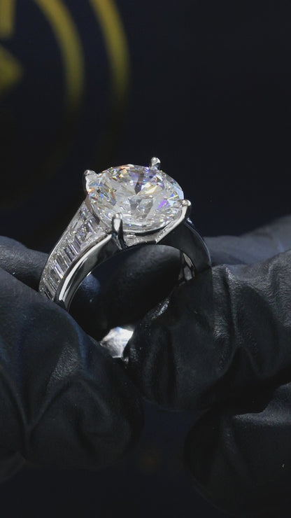 Round-Cut Lab-Grown Diamond Engagement Ring in White Gold | Baguette Side Stone Setting