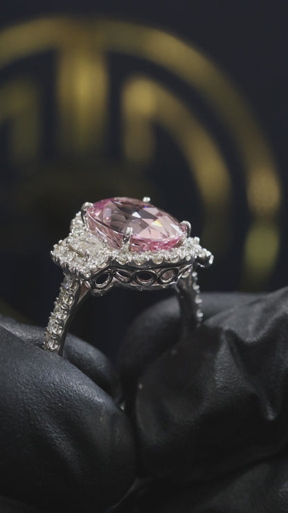 Grand Oval Morganite Halo Ring in White Gold | Baguette Diamond Accents & Classic Scalloped Halo