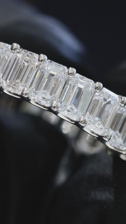 Emerald-Cut Lab-Grown Diamond Eternity Wedding Band in White Gold | Prong-Set Design
