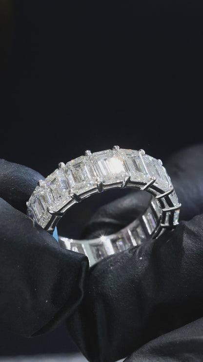 Emerald-Cut Lab-Grown Diamond Eternity Wedding Band in White Gold | Prong-Set Design