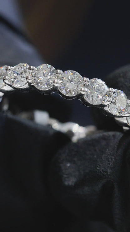 Round Brilliant Natural Diamond Eternity Wedding Band in White Gold | Prong-Set Design