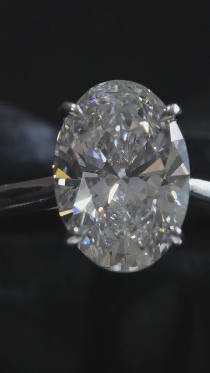 Oval Lab-Grown Diamond Solitaire Ring in White Gold | Classic Prong Setting