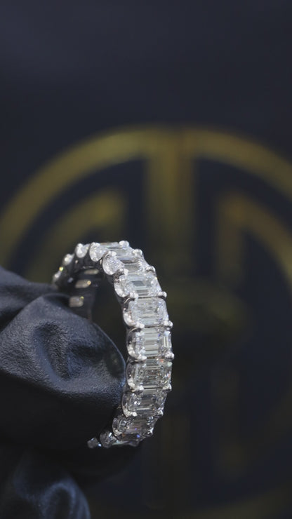 Emerald Cut Diamond Eternity Band in White Gold | 5.29 CTW