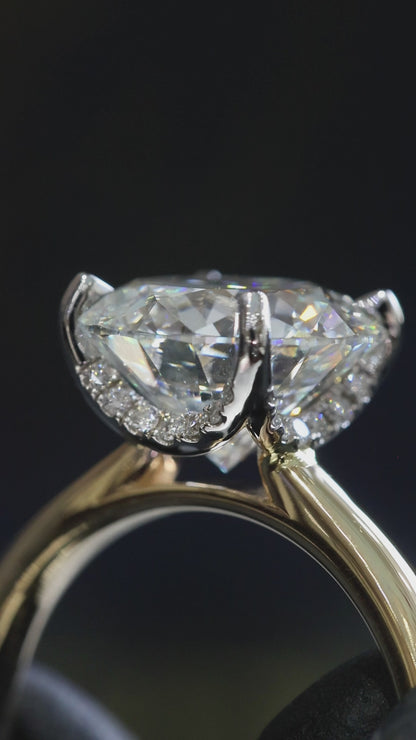 Round-Cut Lab-Grown Diamond Solitaire Ring in Yellow Gold | Classic Prong Setting