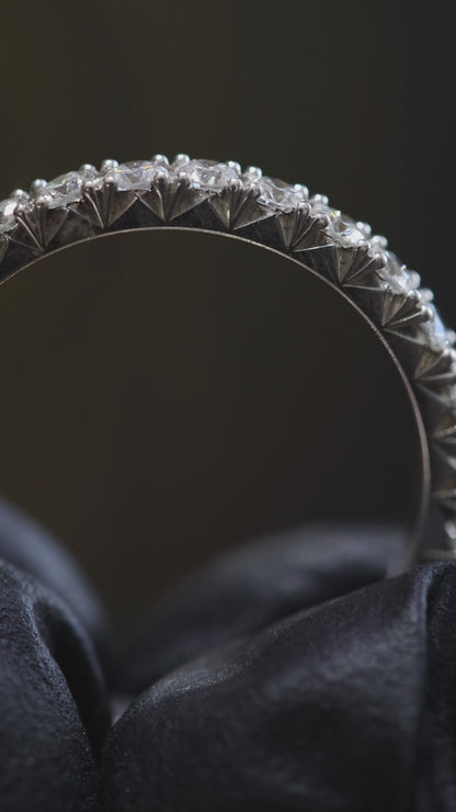 Round Pavé Diamond Eternity Band in 14K White Gold | 1.00ctw GH/SI