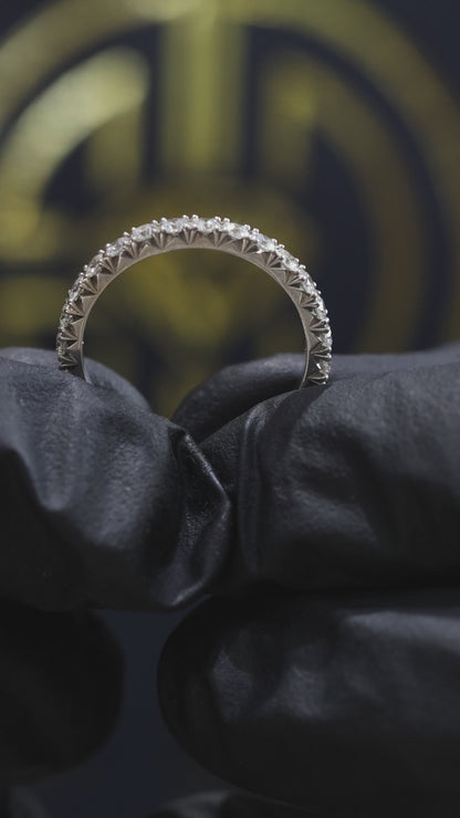Round Pavé Diamond Eternity Band in 14K White Gold | 1.00ctw GH/SI